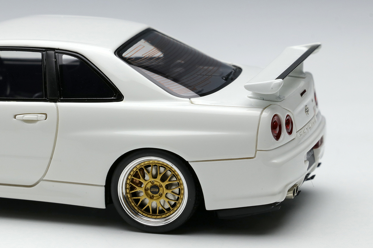 Nissan Skyline GT-R (BNR34) V-spec II 2000 (BBS LM Wheel)