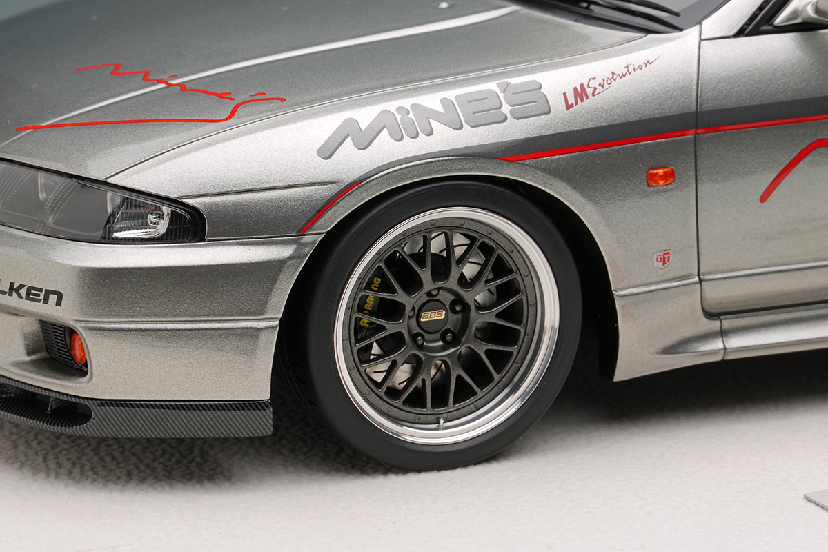 Make Up Co., Ltd. / Mine's Skyline GT-R(BCNR33)
