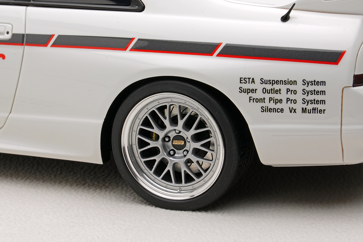 Make Up Co., Ltd. / Mine's Skyline GT-R(BCNR33)