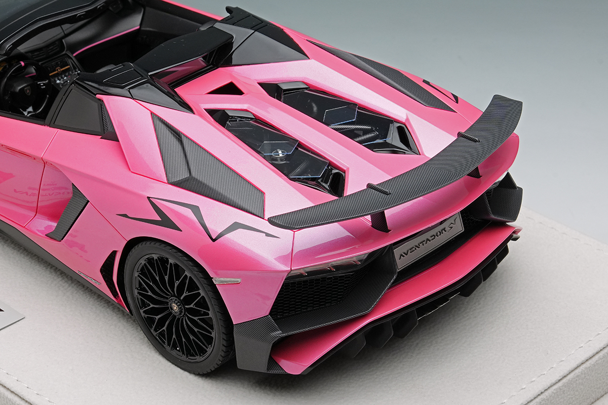 Make Up Co., Ltd. / Lamborghini Aventador LP750-4 SV Roadster 2015