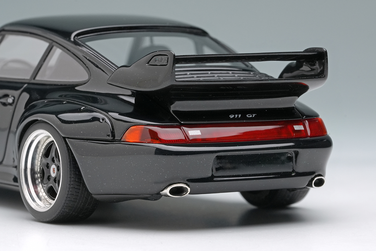 Make Up Co., Ltd. / Porsche 911 (993) GT2 Street 1996