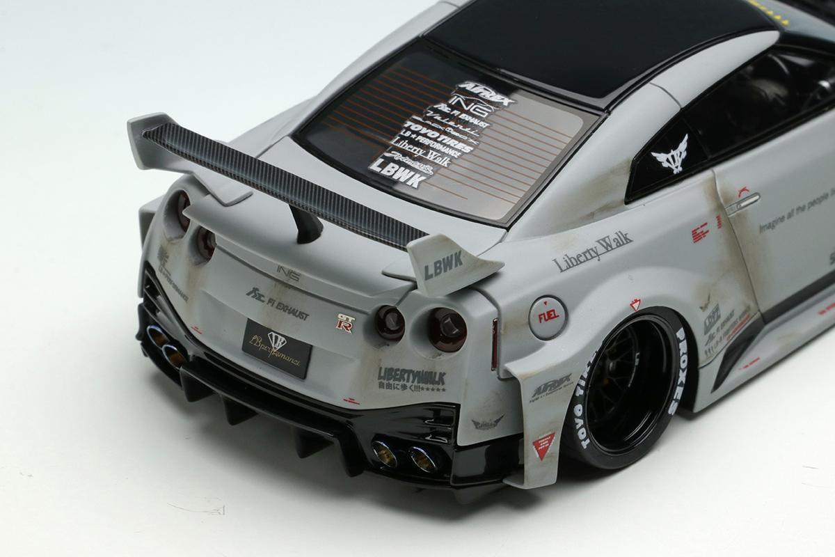 LB-Silhouette WORKS GT 35GT-RR