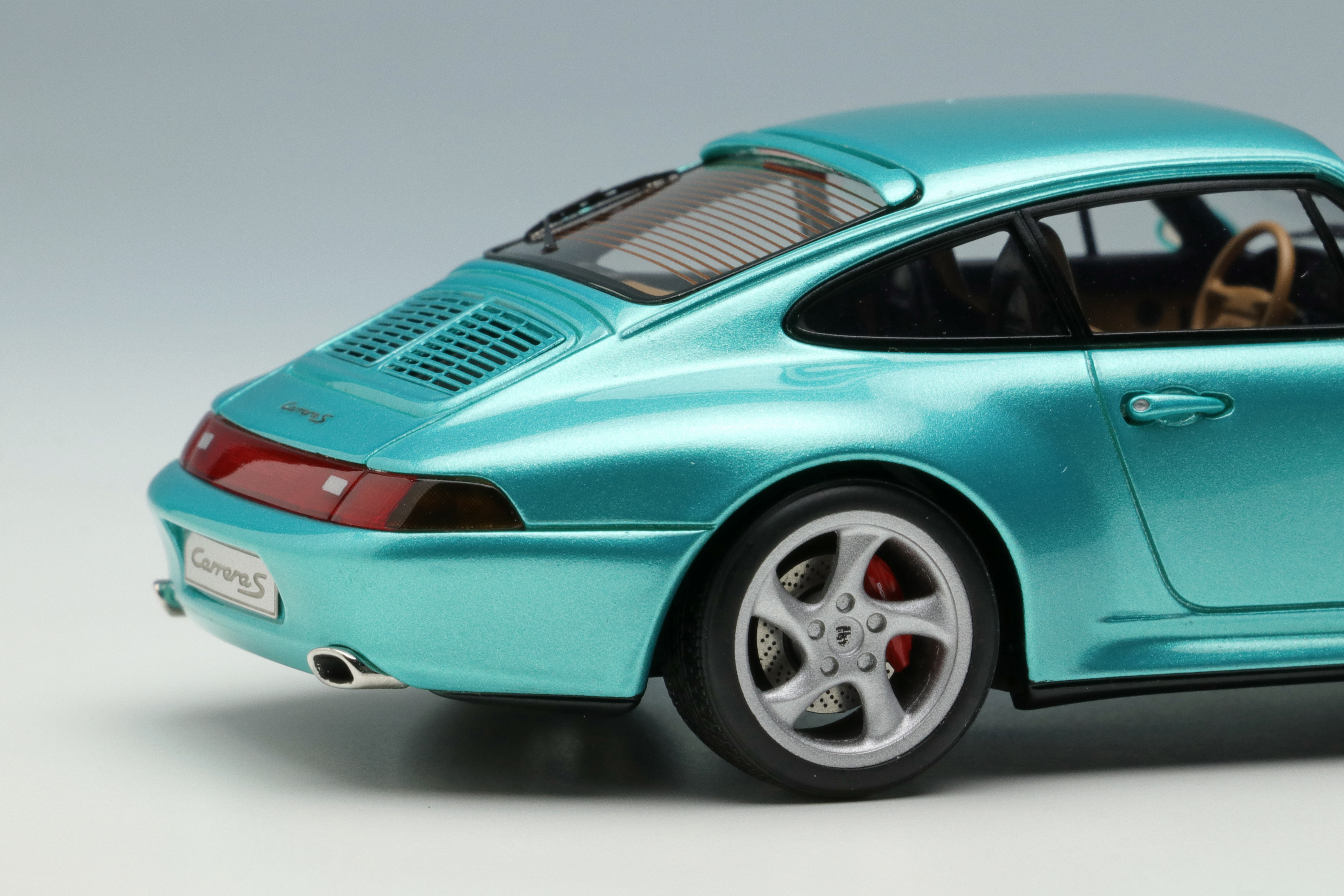 UTモデル製　ポルシェ 911カレラ S