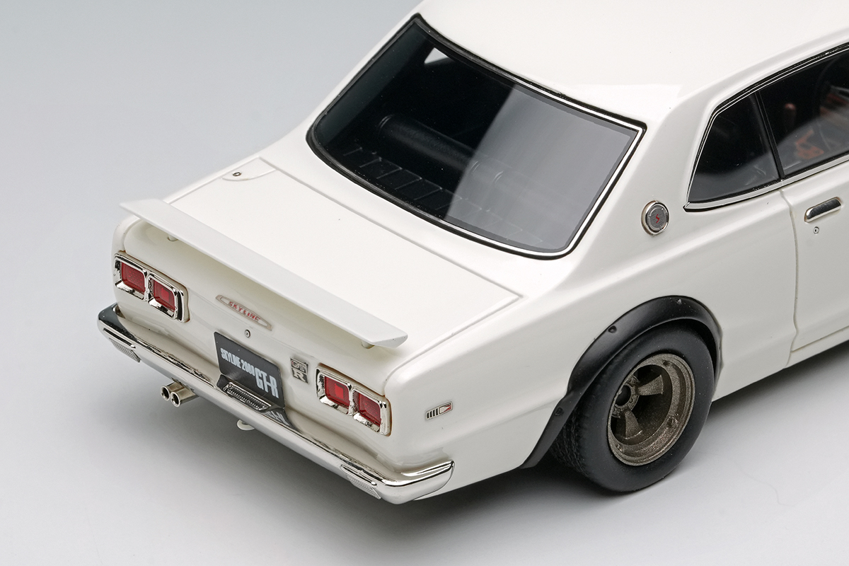 中古カー模型　Nissan Skyline GT-R KPGC10 シルバー IG1768 1/18 Nissan Skyline 2000 GT-R (KPGC10) Silver With