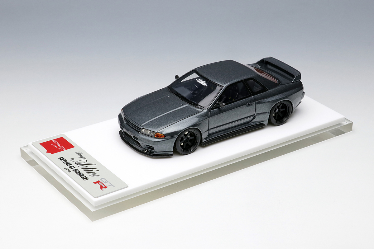 Make Up Co., Ltd. / Garage Active Skyline GT-R Wide body (RC-VI Wheel)