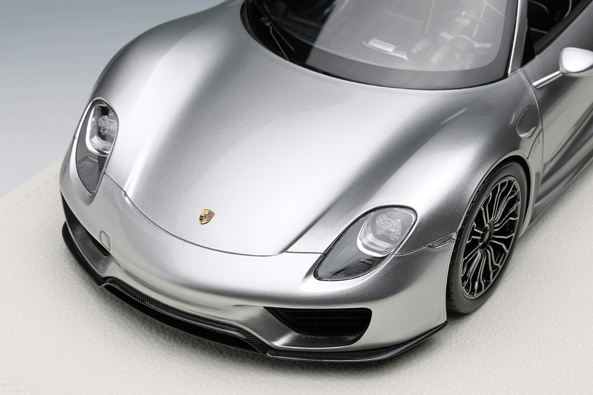 Make Up Co., Ltd. / Porsche 918 Spyder 2011 