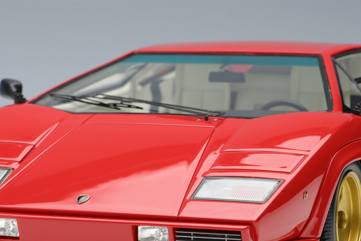 Make Up Co., Ltd. / Lamborghini Countach LP5000 QV 1988 with Rear wing