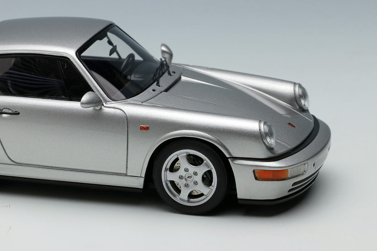 メイクアップビジョンの1／43ポルシエ911Ｒホワイト／ブラックストライプ メイクアップビジョンの1／43ポルシエ911Rホワイト／ブラック